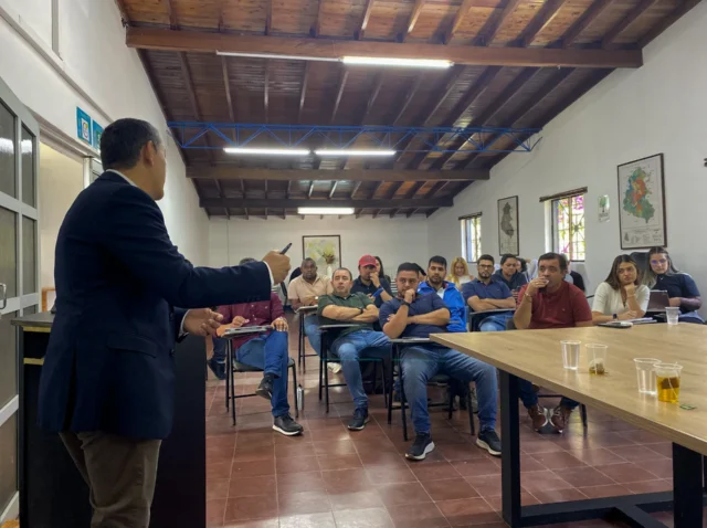Charla Ia Masora